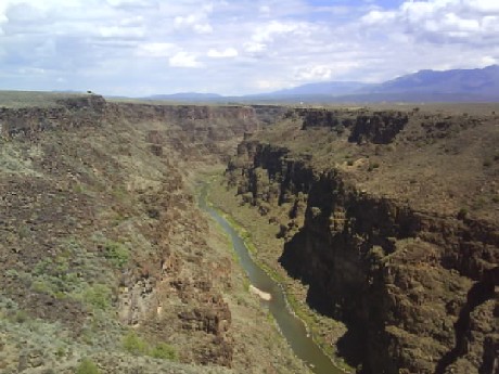 018 Taos Rio Grande Canyon 22nd Aug 2010.jpg